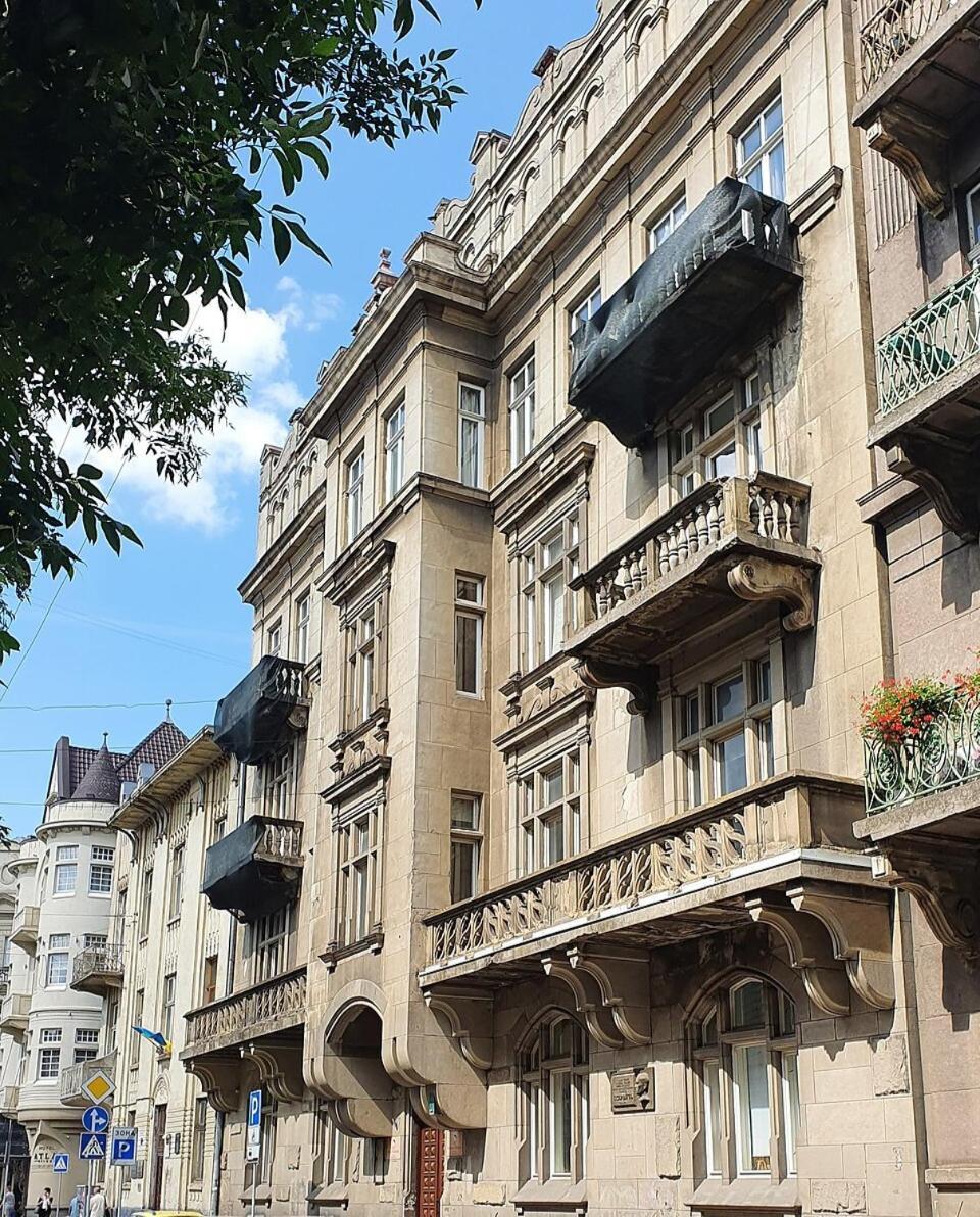 Mini-Hotel Under The Roof Lemberg Exterior foto
