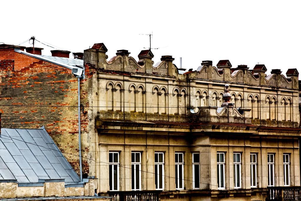 Mini-Hotel Under The Roof Lemberg Exterior foto